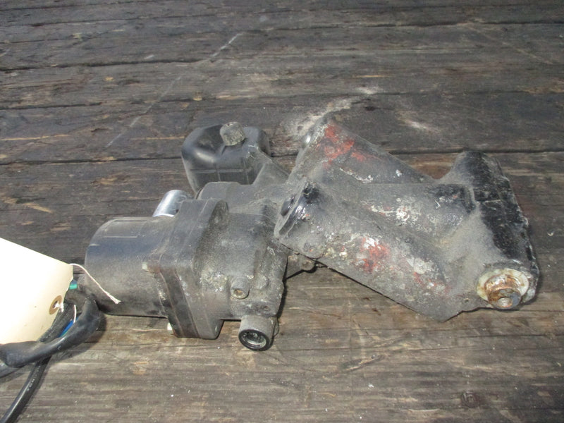 Suzuki DF140-175 tilt trim unit SHOWA #2