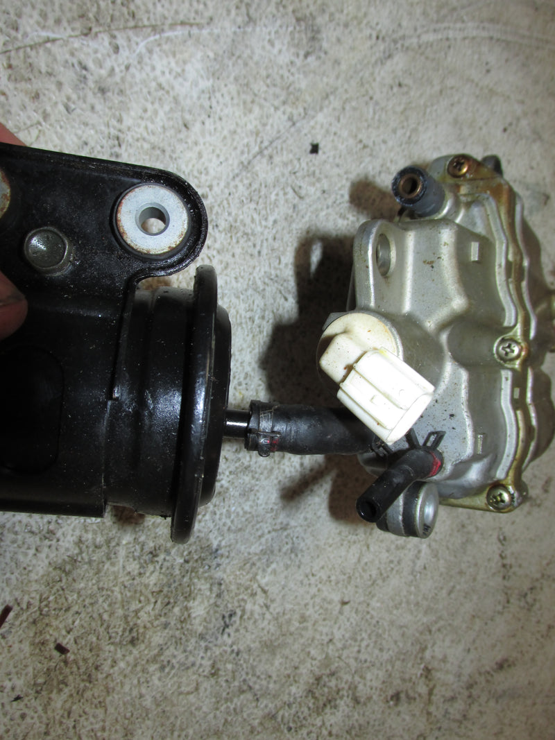 Suzuki DF115 115hp Outboard VST/Fuel Vapor Separator (15600-90J00)