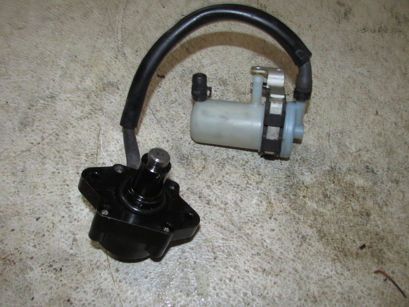 Suzuki DF115 115hp Outboard Fuel Pump and Filter (15100-90J10)