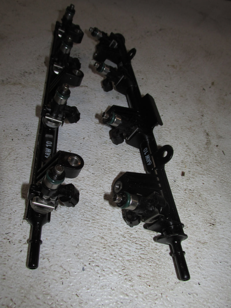 Yamaha 350hp 4 Stroke Outboard Fuel Rail and Injector Set (6AW-13761-00-00)