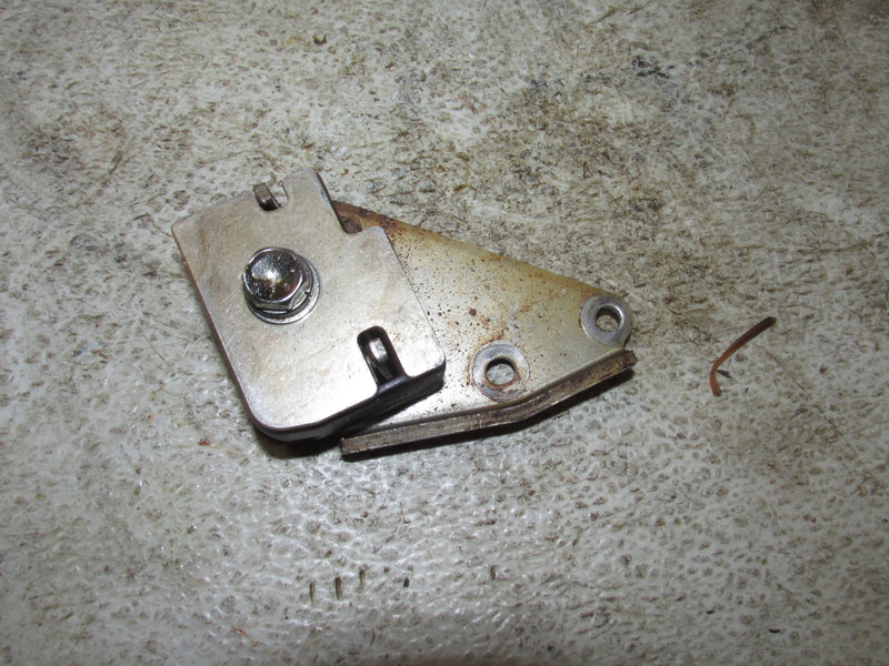 Suzuki DF115 115hp Outboard Throttle and Shifter Cable Holder (67341-90J32)