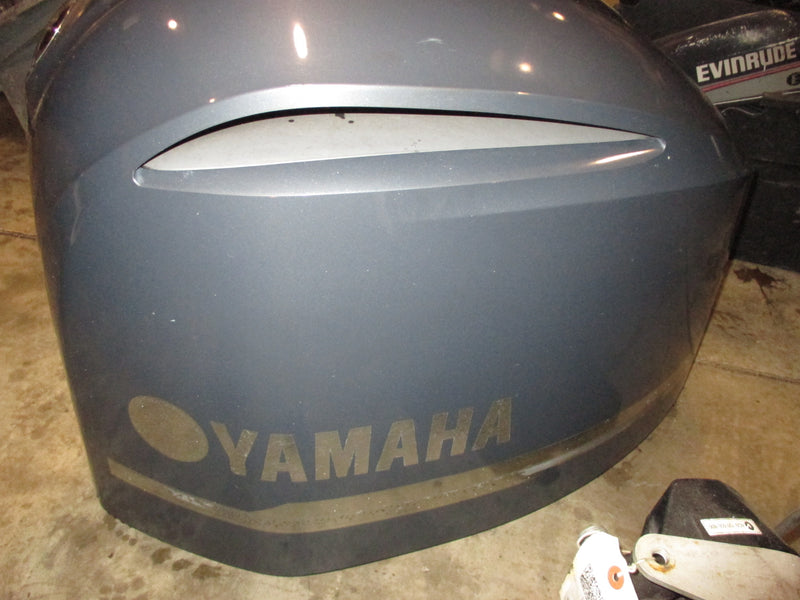 Yamaha 350hp 4 stroke outboard top cowling