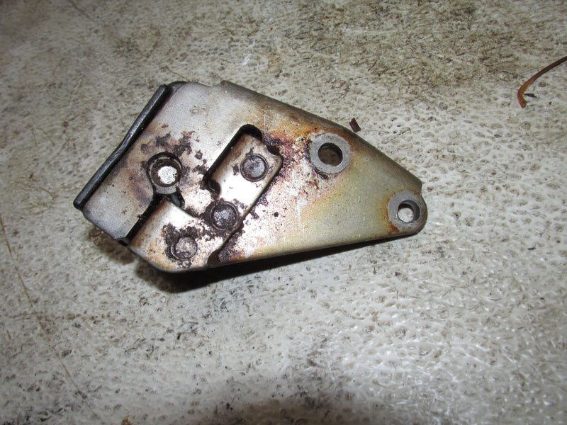 Suzuki DF115 115hp Outboard Throttle and Shifter Cable Holder (67341-90J32)