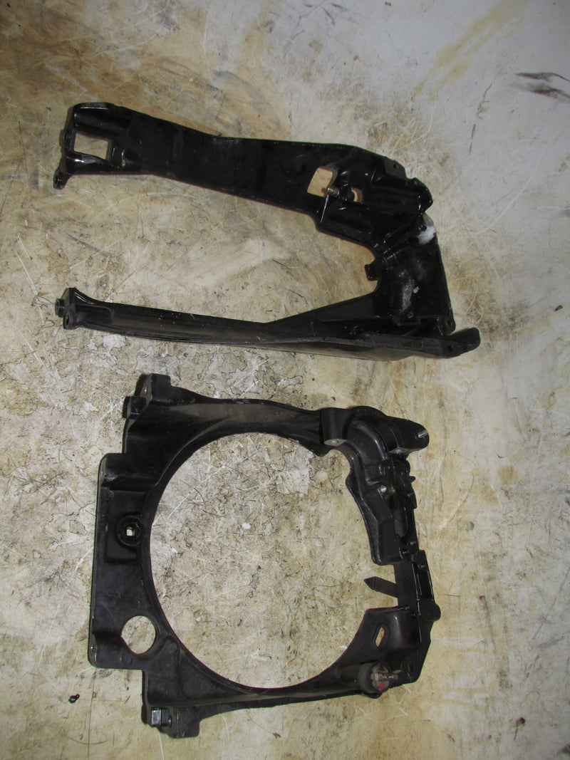 Mercury 115hp 6 CYL 2 Stroke Outboard Bracket Set (79834/85444)