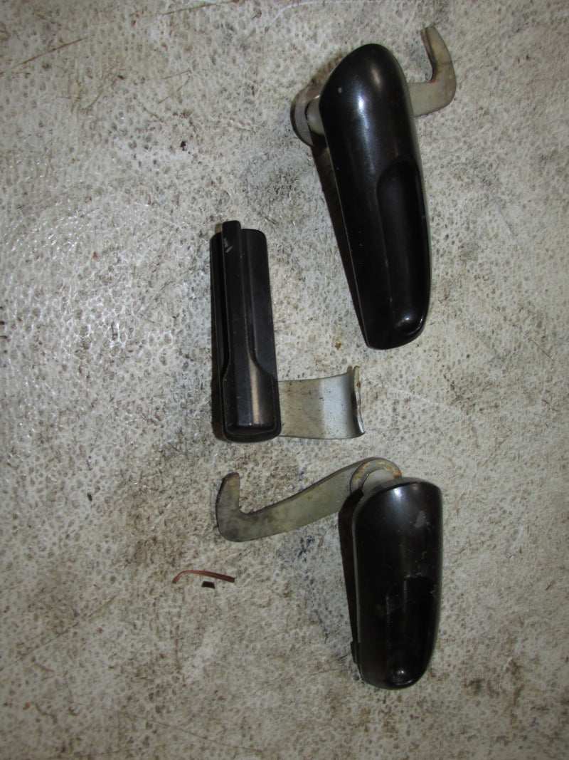 Suzuki DF115 115hp Outboard Cowling Latch Set (61633-90J01)