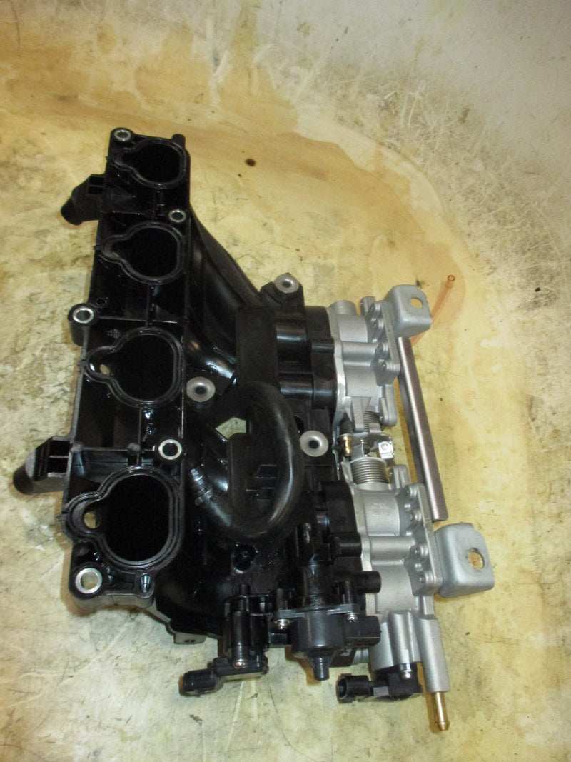 Yamaha 150hp 4 stroke outboard Intake Manifold w/ Throttle Body w/ Sensor