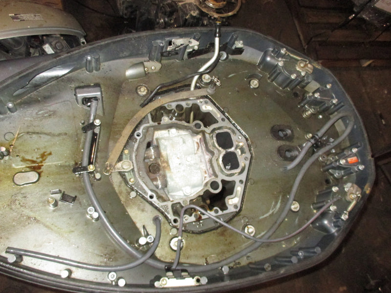 Yamaha 350hp 4 stroke outboard 30 inch shaft mid section