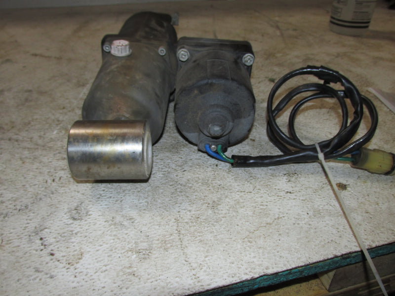 Suzuki DF115 115hp Outboard Tilt Trim Unit (48400-90J00)