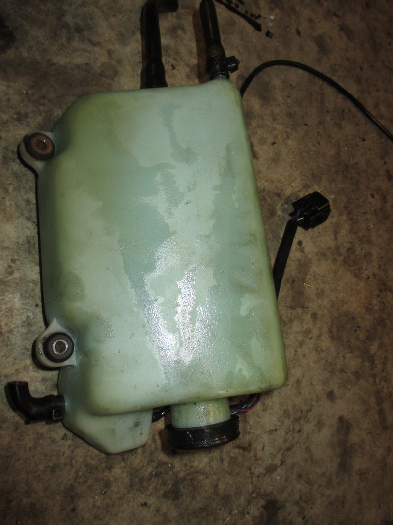 Yamaha 300hp HPDI outboard oil tank and sensor (61A-21750-00)