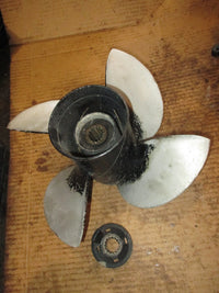 Load image into Gallery viewer, Suzuki DF90 90hp 4 stroke outboard 4 blade alluminum propellor (13.7x17)
