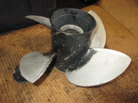 Load image into Gallery viewer, Suzuki DF90 90hp 4 stroke outboard 4 blade alluminum propellor (13.7x17)
