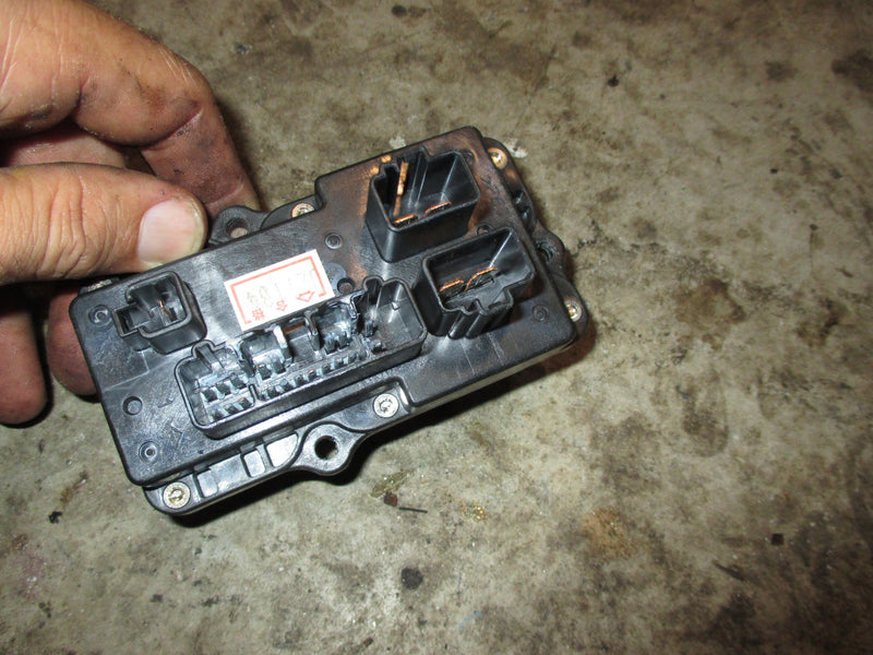 Yamaha 300hp HPDI outboard fuse box (60V-82170-01)