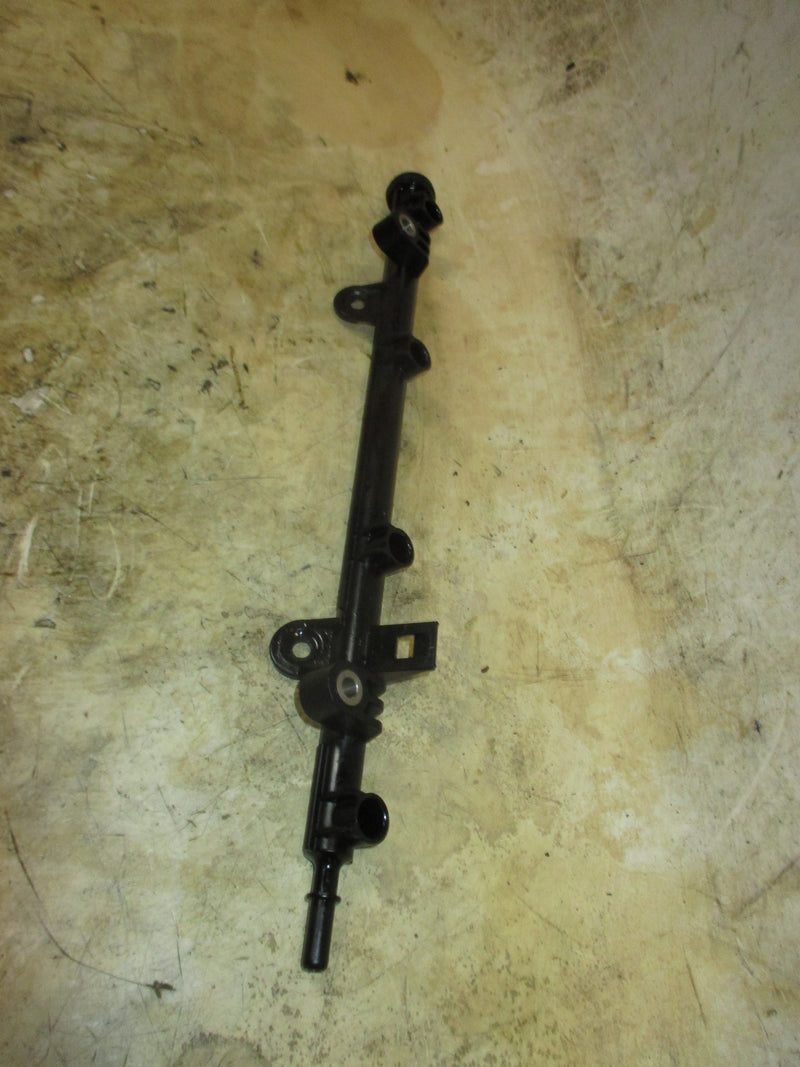 Yamaha 150hp 4 stroke outboard Fuel Rail (63P-13160-10-00)