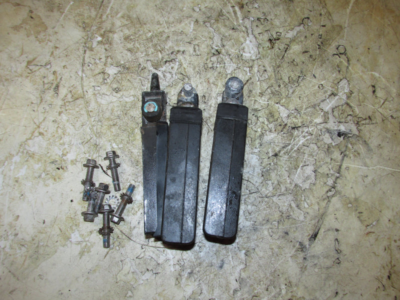 Mercury 225hp optimax 3.0L DFI Outboard Cowling Latch Set