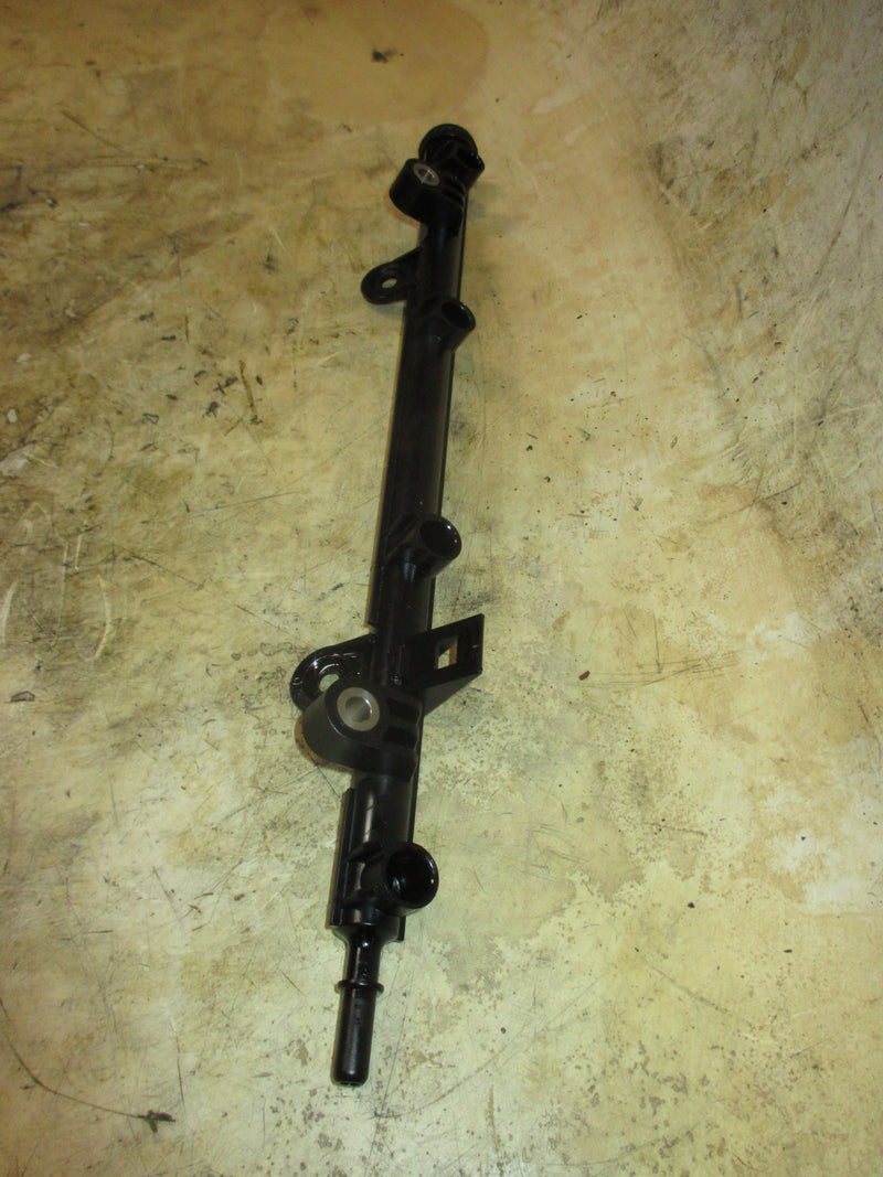 Yamaha 150hp 4 stroke outboard Fuel Rail (63P-13160-10-00)