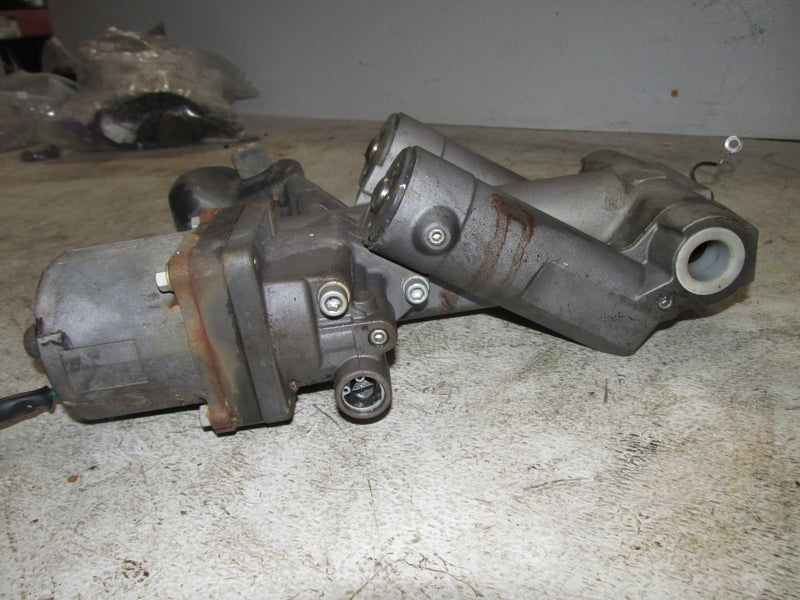 Suzuki DF140 4 Stroke Outboard Tilt Trim Unit