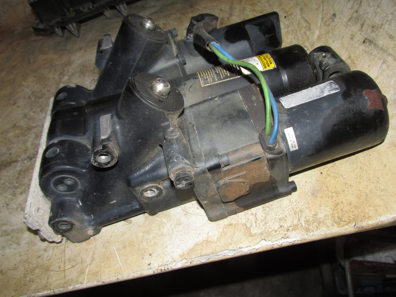 Mercury XR6 150hp 2 Stroke Outboard Tilt Trim Unit (8M0231193)