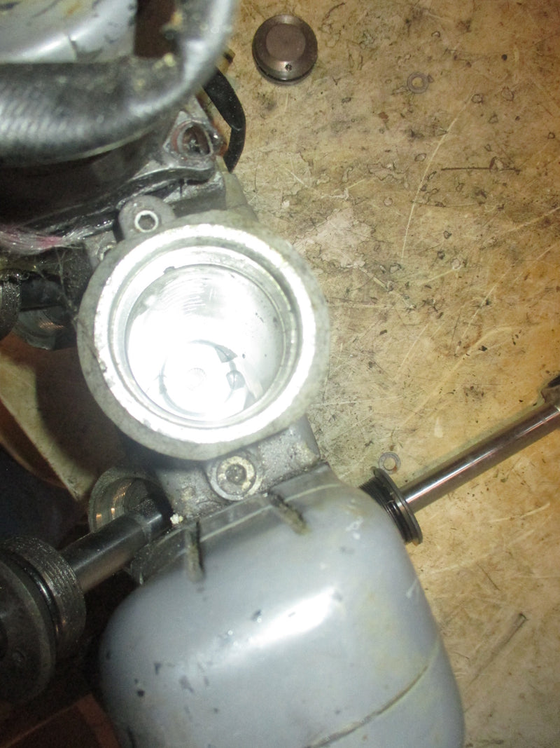 Honda 225hp 4 stroke outboard Showa Tilt Trim Unit (PARTS)