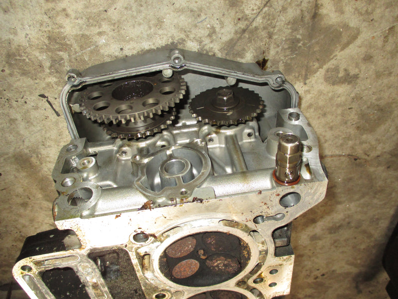 Suzuki DF90 90hp 4stroke outboard cylinder head