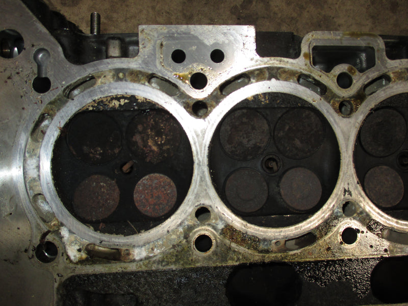 Suzuki DF90 90hp 4stroke outboard cylinder head