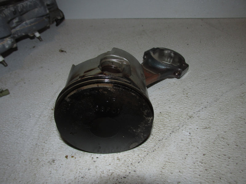 Yamaha 150hp HPDI 2 Stroke Outboard Starboard Piston and Rod (68F-01)