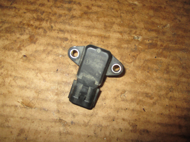 Suzuki DF175 175hp outboard map sensor (18590-68H00)