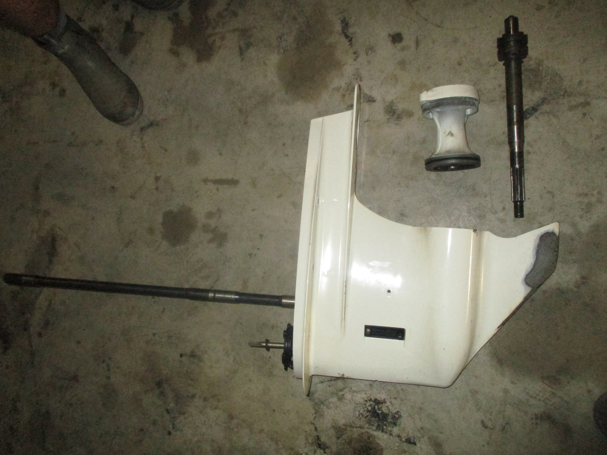 Suzuki DF140A 4 stroke outboard 25" lower unit PARTS ONLY