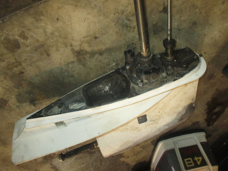 Evinrude ETEC 200hp 2 stroke outboard 25 Inch Shaft Lower Unit