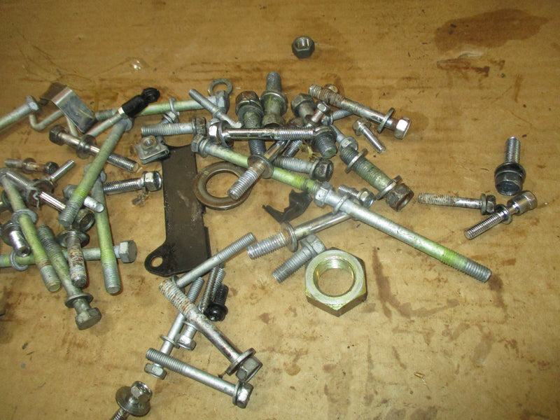 Yamaha 90hp 2 stroke outboard miscellaneous bolt set