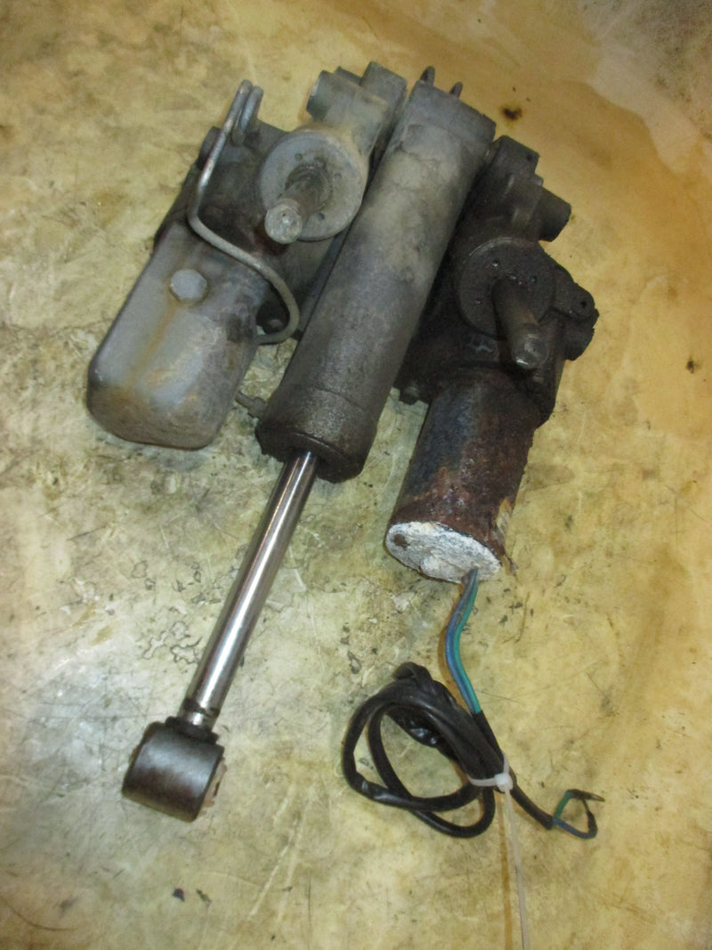 Yamaha 150hp 2 stroke outboard Tilt Trim Unit