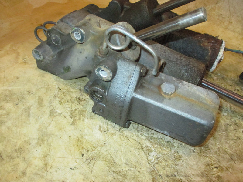 Yamaha 150hp 2 stroke outboard Tilt Trim Unit
