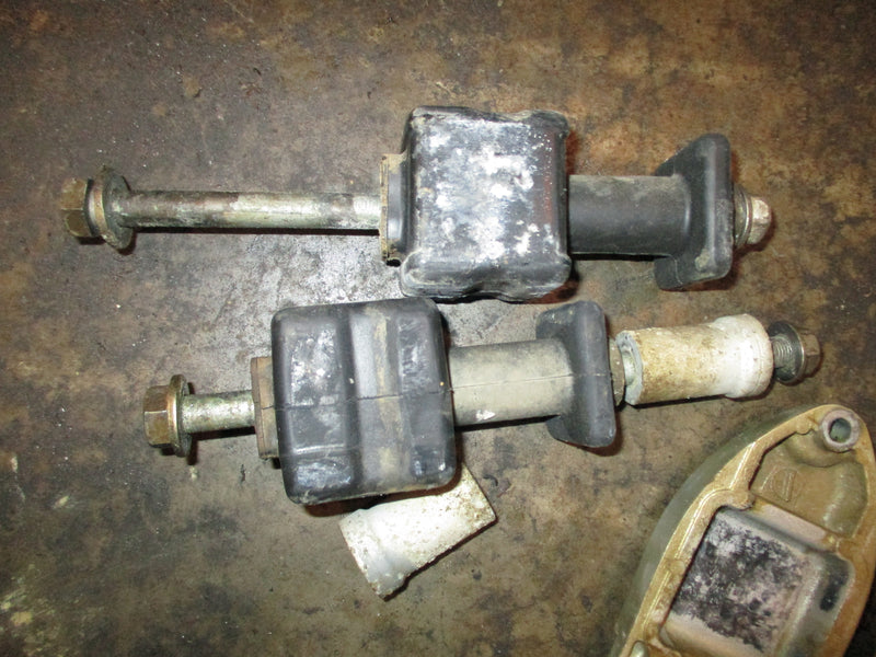 Honda BF150A outboard mounting bolt and bracket
