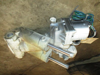 Load image into Gallery viewer, Evinrude 115-300hp outboard E-tec outboard tilt trim unit
