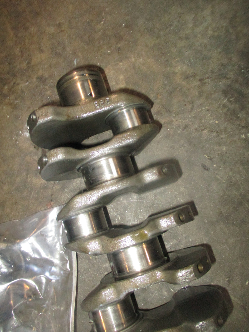 Suzuki DF70 outboard crankshaft (12220-99E01)