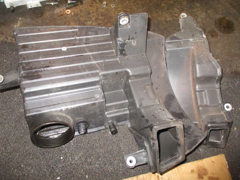 Johnson 140hp 4 stroke outboard intake silencer (5033694)
