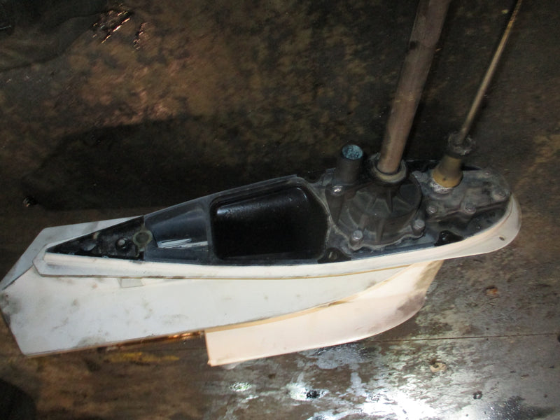Johnson Ocean runner 200hp 2 stroke outboard 25" shaft lower unit