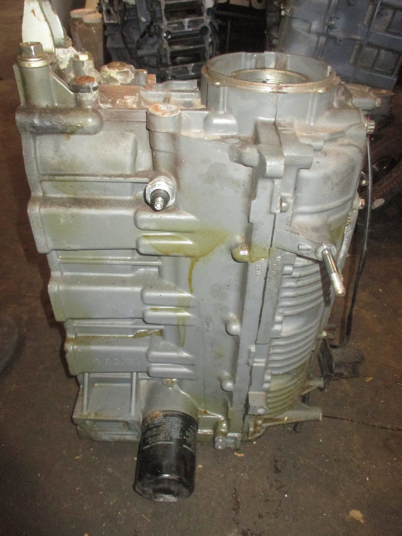 Suzuki DF115 115hp 4 stroke outboard Crankcase Block