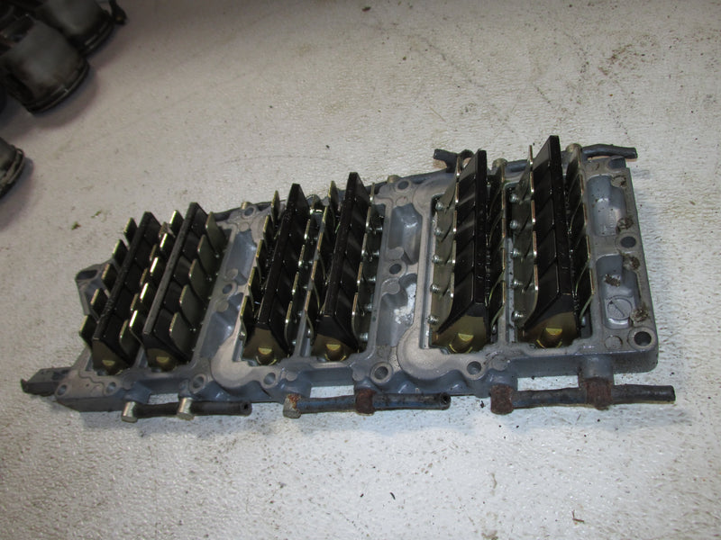 Yamaha 200hp HPDI 2 Stroke Outboard Intake manifold/reeds (65L-1361001-00)