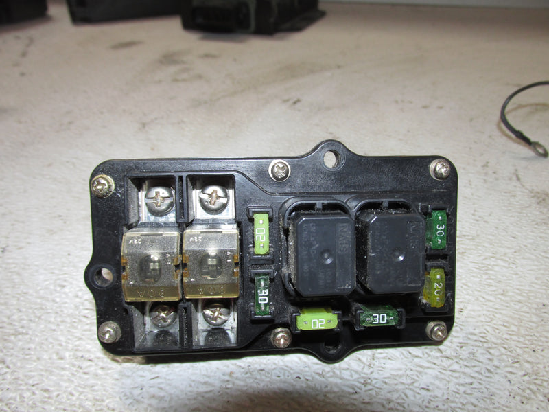 Yamaha 200hp HPDI 2 Stroke Outboard Fuse box (68F-82170-01-00)
