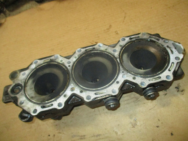 2006 Evinrude 90hp outboard E-tec outboard cylinder head (5005198)