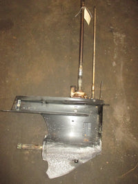 Load image into Gallery viewer, Suzuki DF115 115hp 4 stroke outboard 25 Inch Shaft Lower Unit
