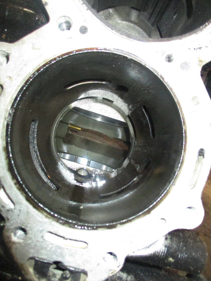 2006 Evinrude 90hp outboard E-tec outboard crank case block