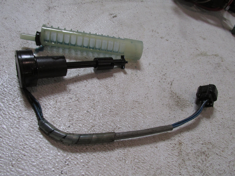 Yamaha 200hp HPDI 2 Stroke Outboard Oil level sensor (67H-85730-01-00)
