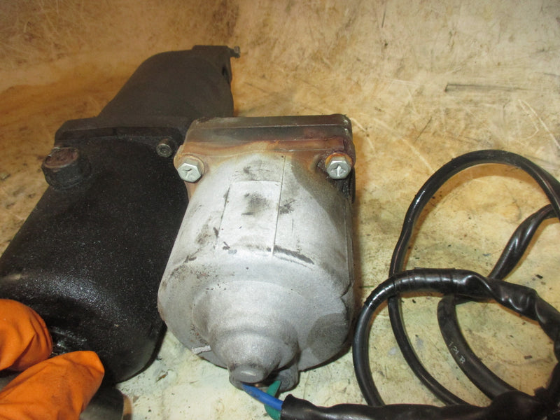 Suzuki DF115 115hp 4 stroke outboard Tilt Trim Unit