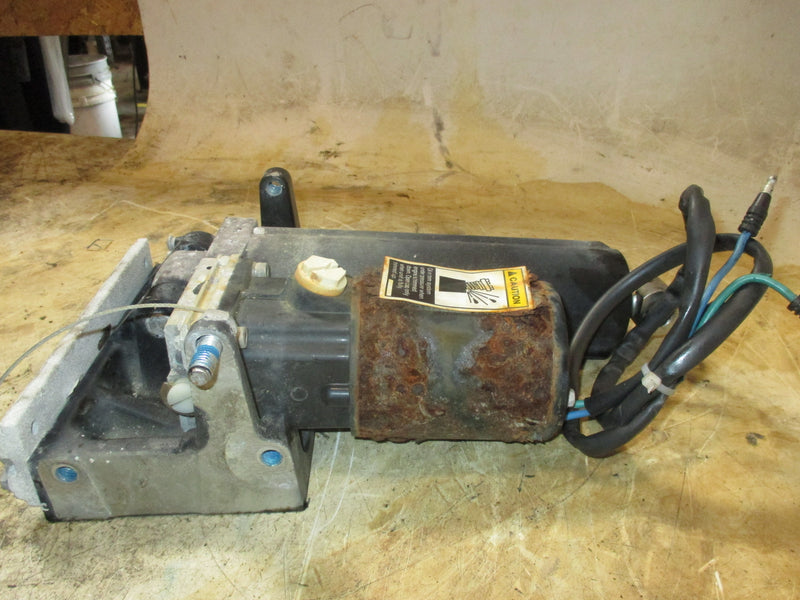 Yamaha/Mercury 90hp 4 stroke outboard tilt trim unit