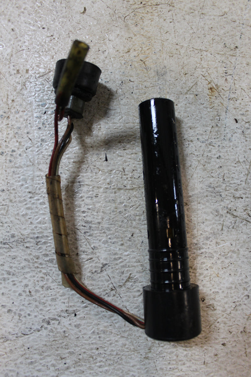 Yamaha 175HP 2 Stroke Outboard Oil Level Sensor (6E5-85720-07-00)