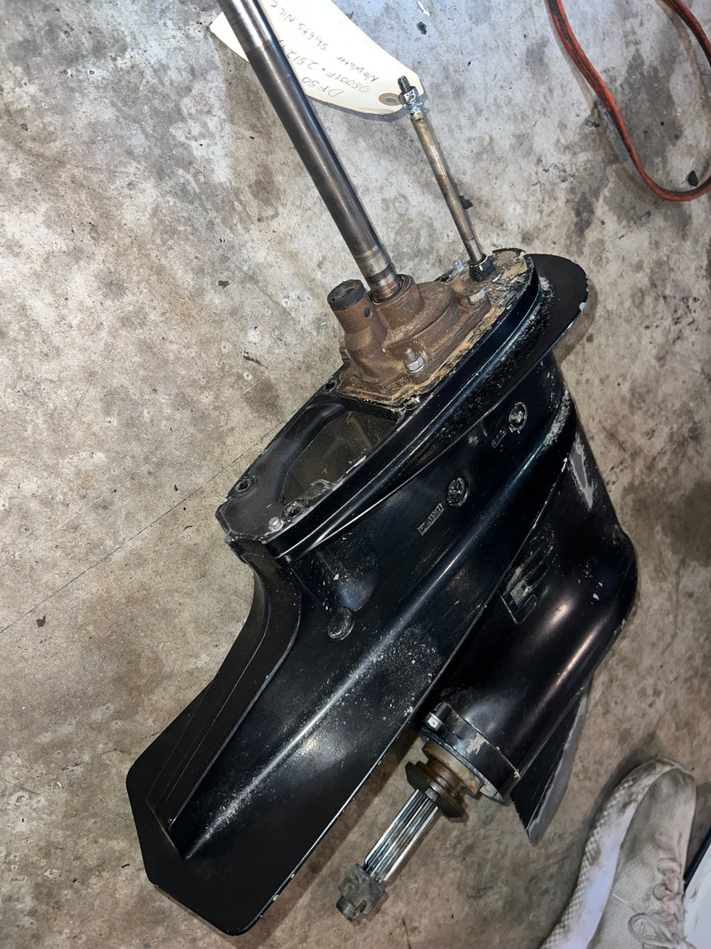 Suzuki DF50 50hp Outboard 20" lower unit