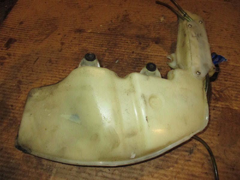 Evinrude Etec 50hp 2 stroke outboard oil tank and pump (5007951)