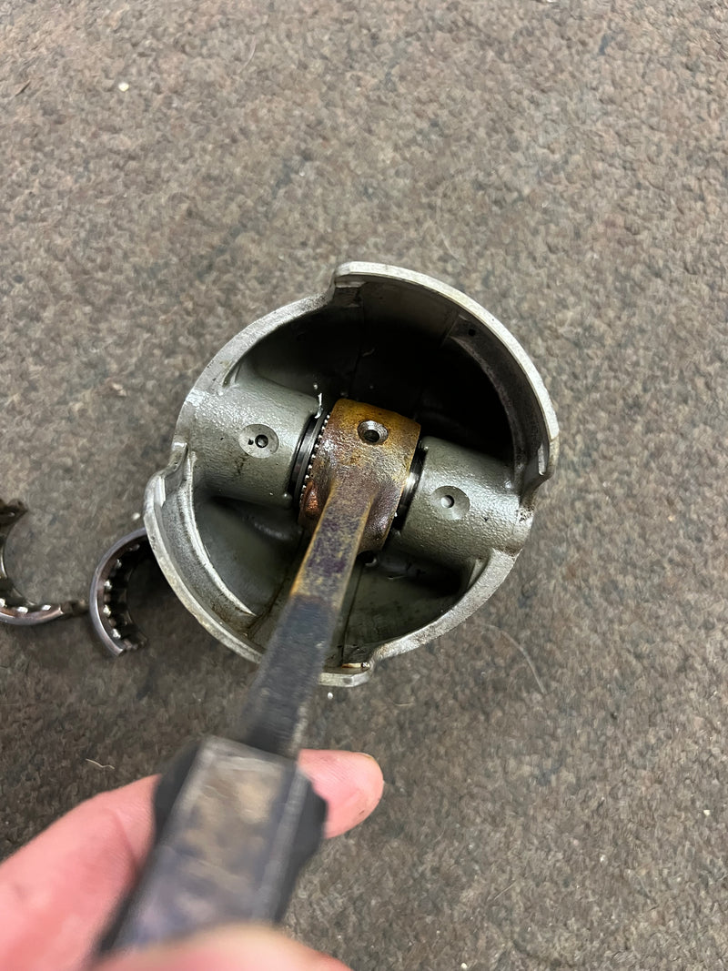 Yamaha 90hp 2 Stroke Outboard Piston and Rod (6H1-03)