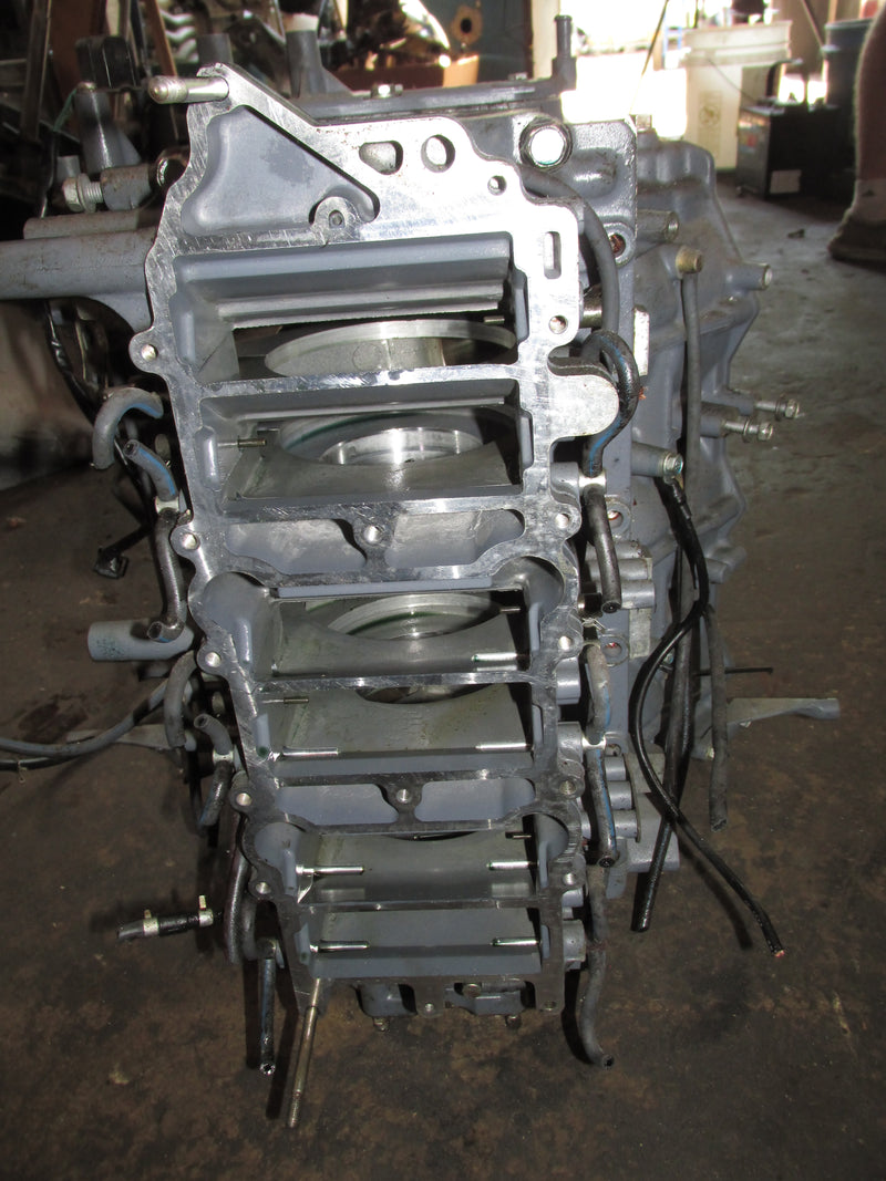 Yamaha 200hp HPDI 2 Stroke Outboard Crankcase block
